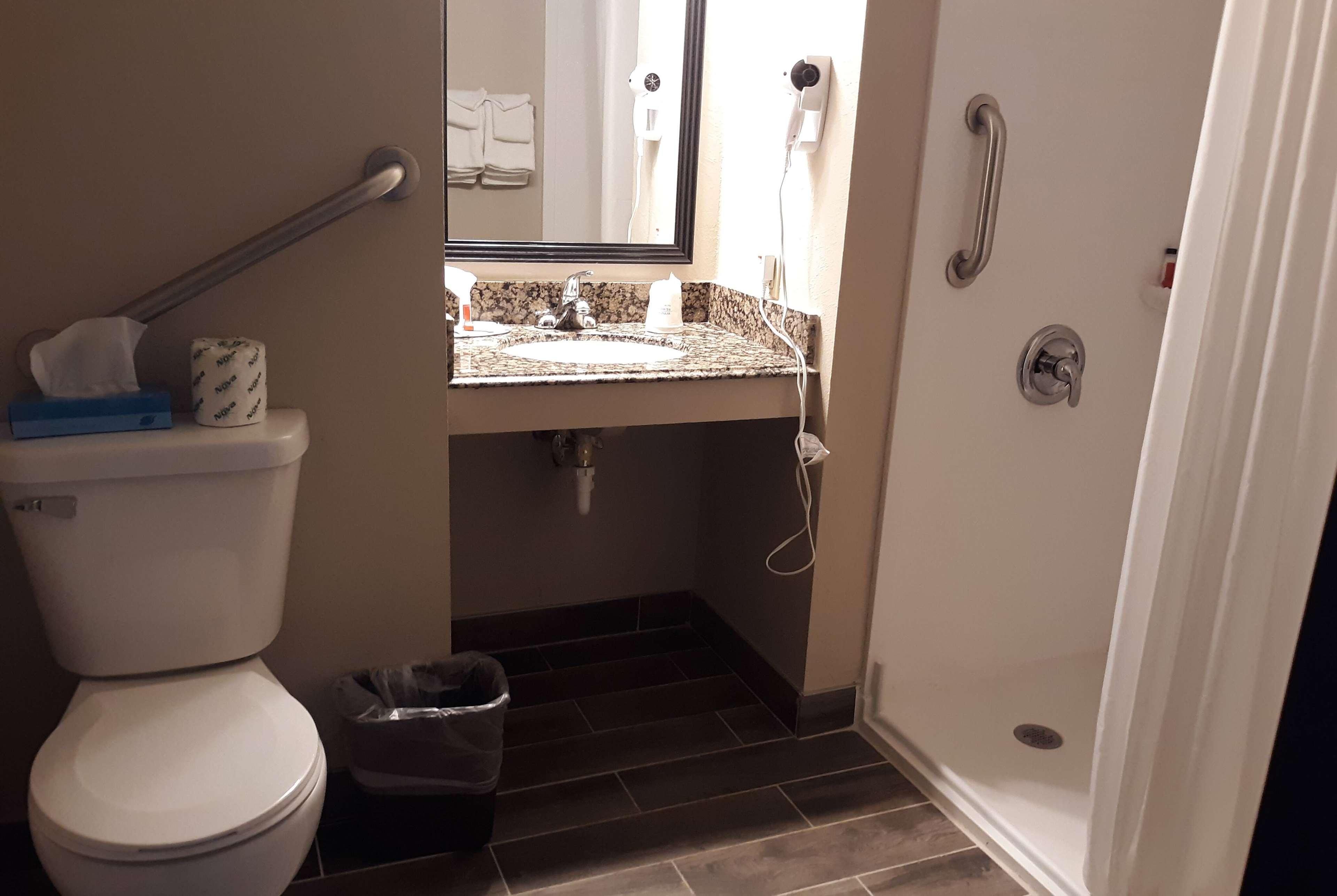 Baymont By Wyndham Rochester Mayo Clinic Area Esterno foto