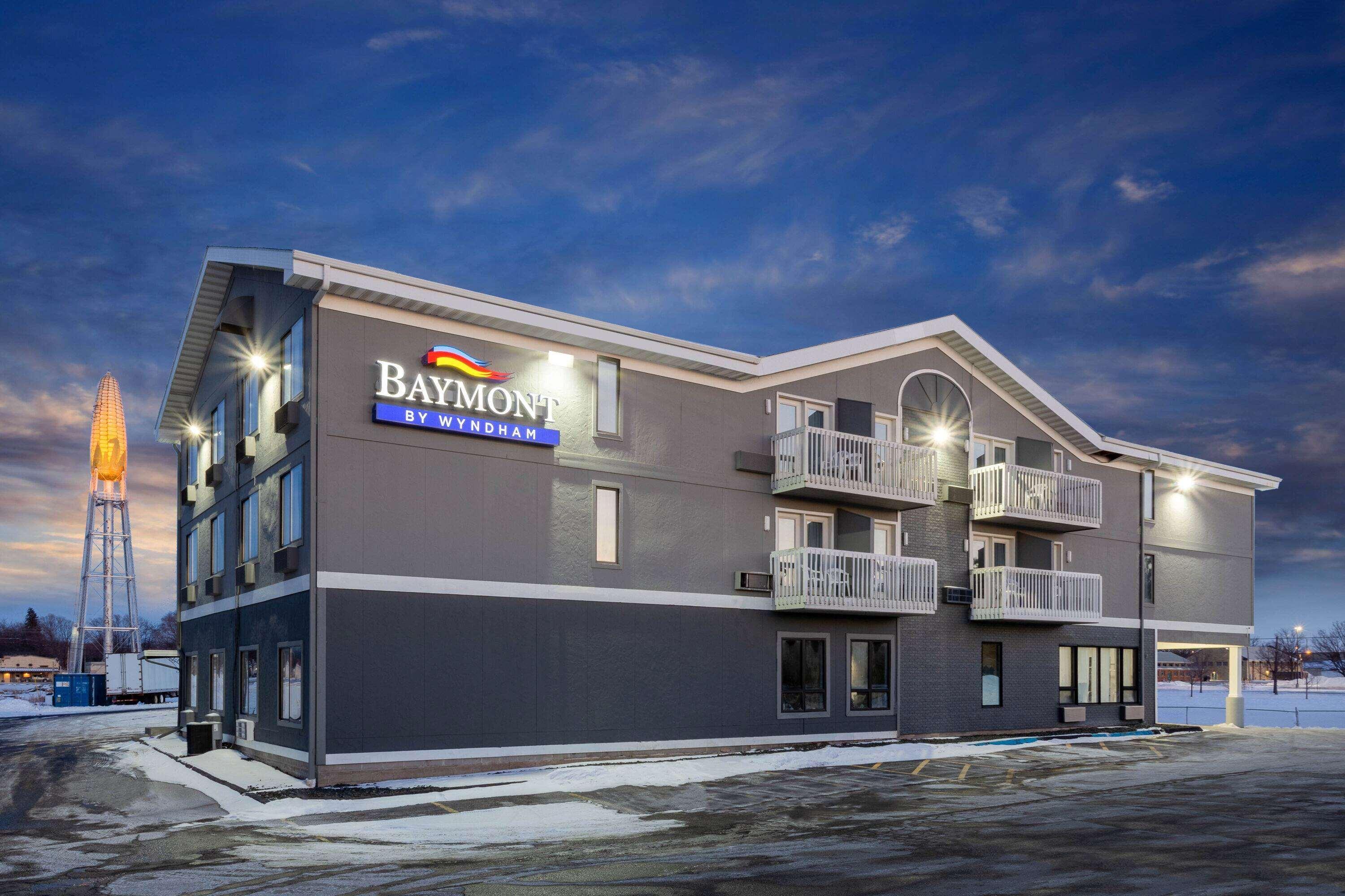 Baymont By Wyndham Rochester Mayo Clinic Area Esterno foto