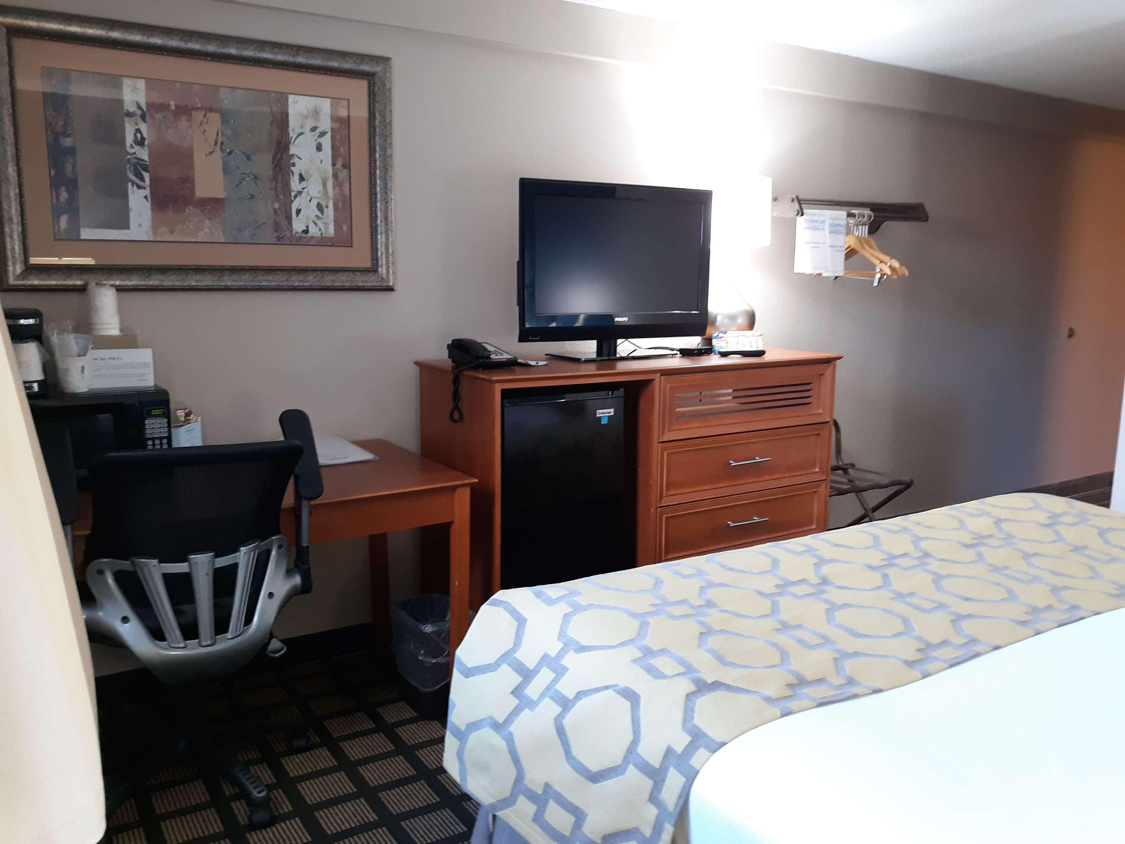 Baymont By Wyndham Rochester Mayo Clinic Area Esterno foto
