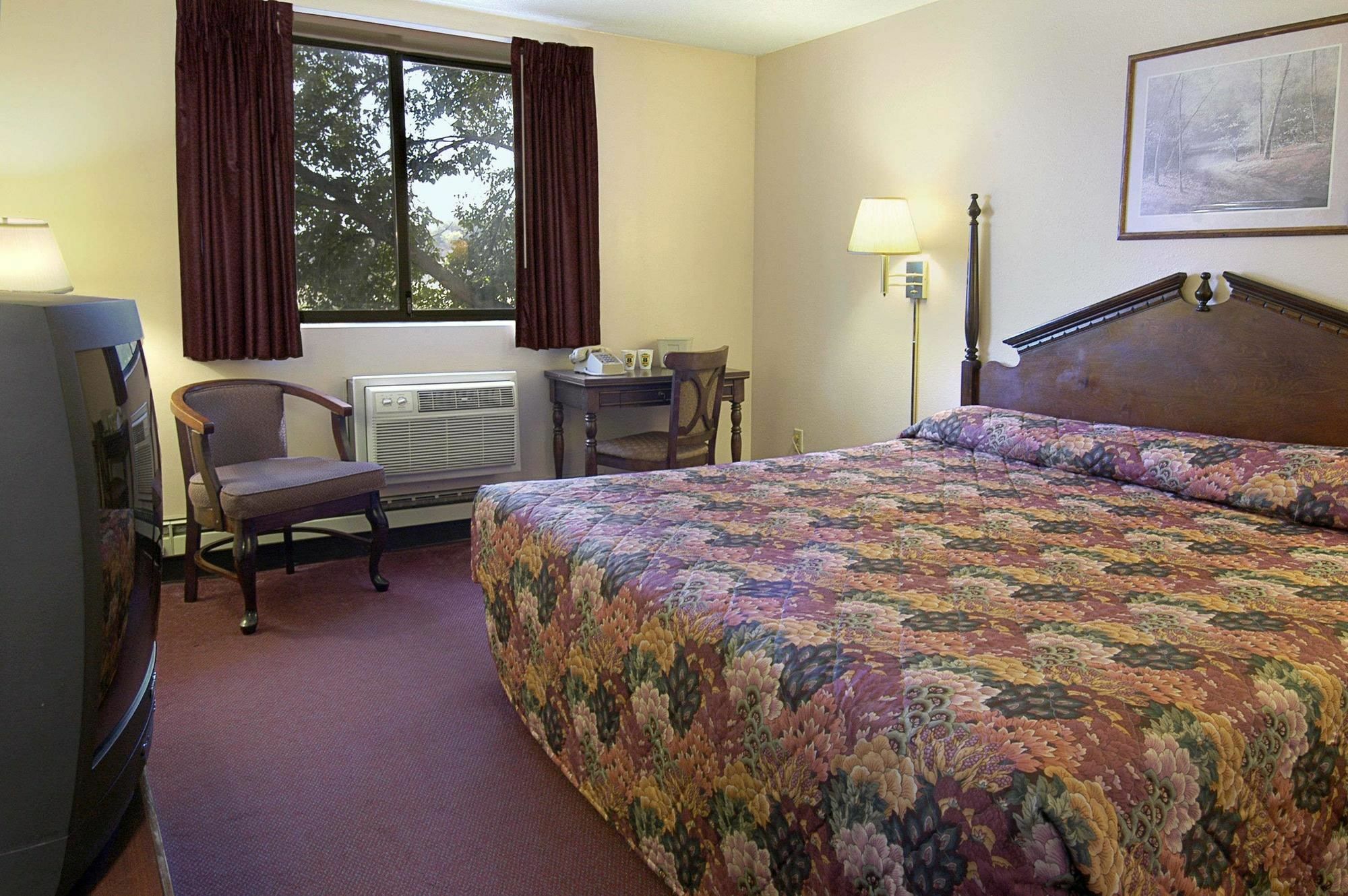Baymont By Wyndham Rochester Mayo Clinic Area Esterno foto
